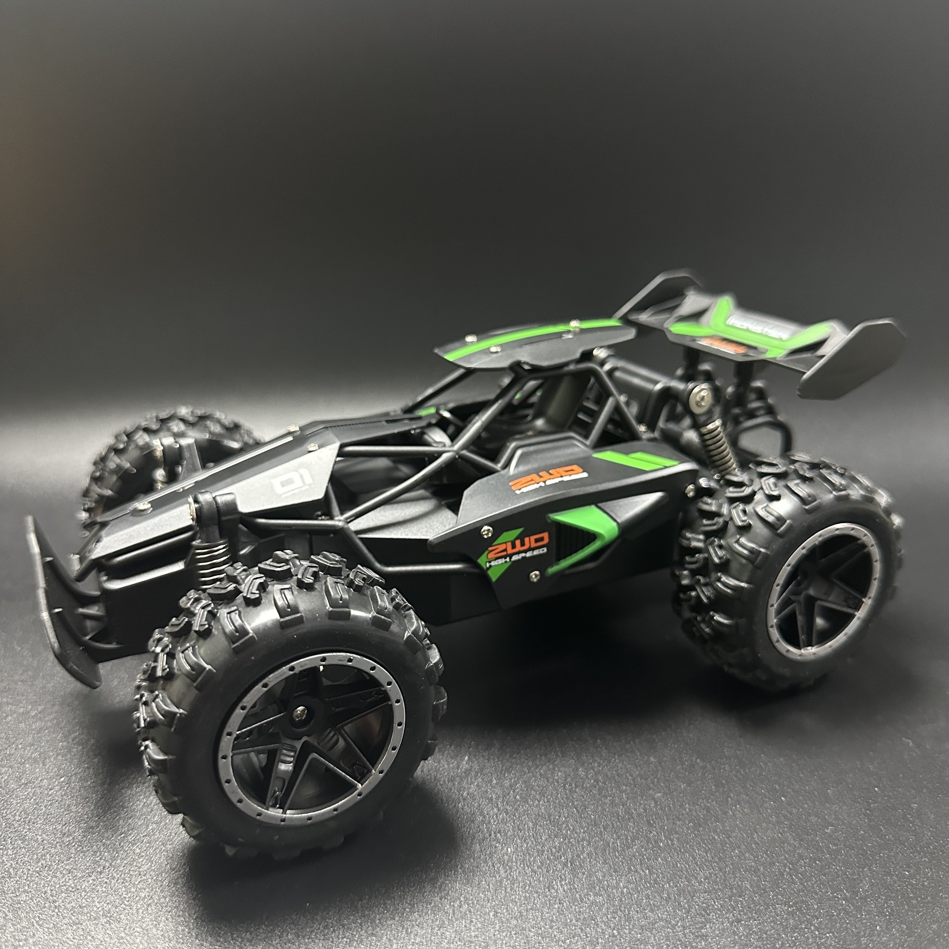 2.4G High-Speed Off-Road RC Auto 1:18 Schaal - 15KM/H Drift met Anti-Botsing & Grote Rubberen Banden | Perfect Cadeau voor Kinderen & Jongens